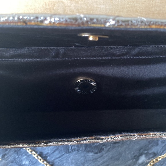 Love Moschino Clutch / Convertible Bag - Picture 8 of 8